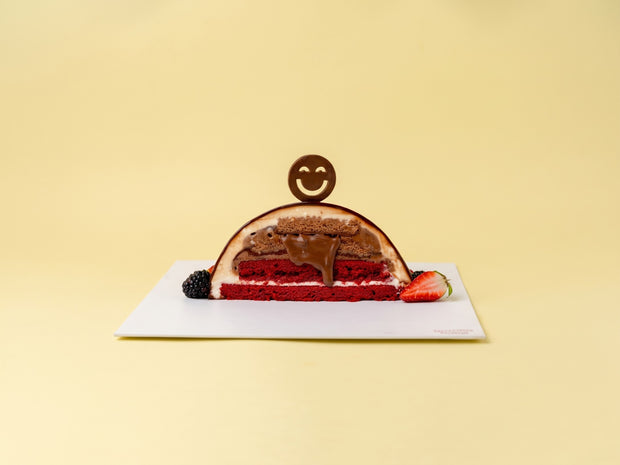 Red Velvet Nutella Dome, inside